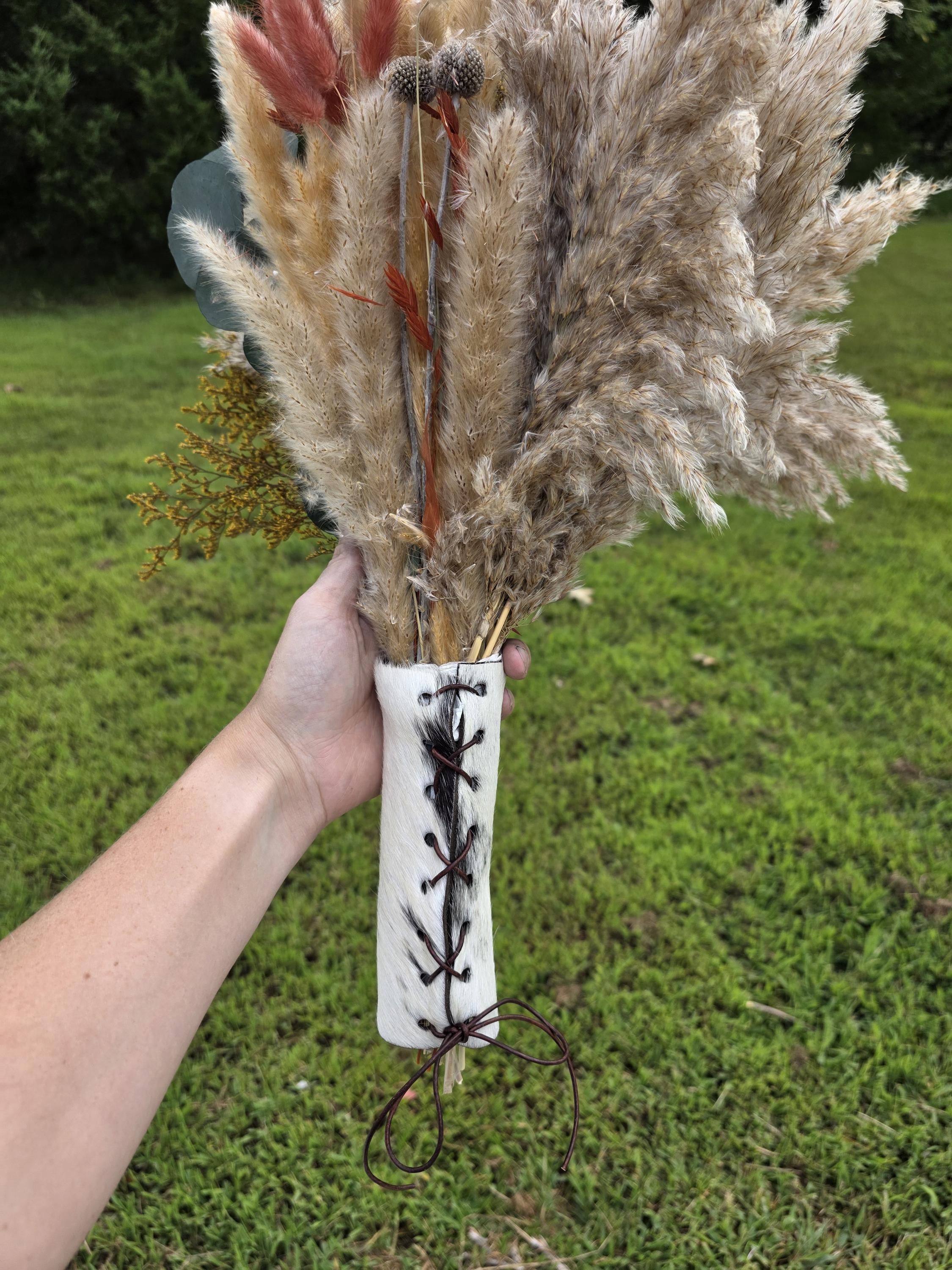 Cowhide Bouquet Holder: Rustic Wedding Decor
