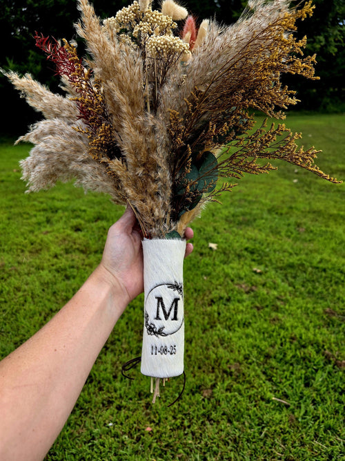 Cowhide Bouquet Holder: Rustic Wedding Decor